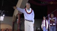 AMLO arenga a  la familia Cárdenas