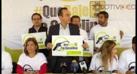 PRD recolecta firmas para que baje la gasolina