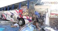 Autoridades de Michoacán atienden de manera coordinada el accidente de un autobús 