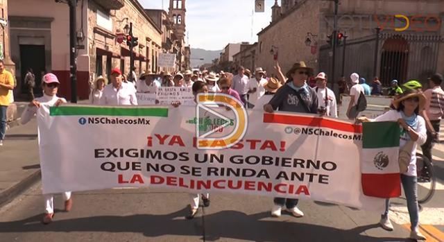 Marchan en rechazo de AMLO en Morelia