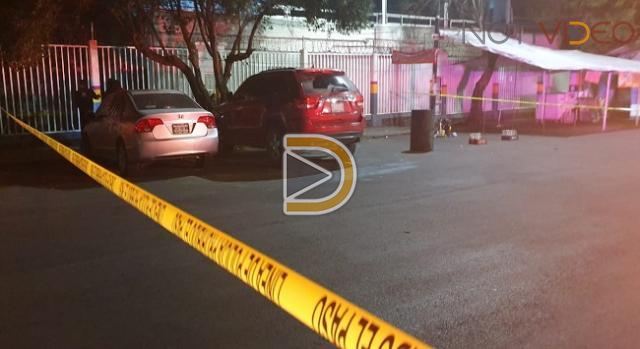  Balean a un hombre está noche y logra llegar al hospital civil 