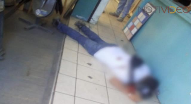  Un sujeto es asesinado en un negocio de venta de materiales