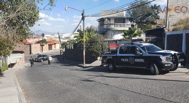 Levantan a un hombre dentro de su casa