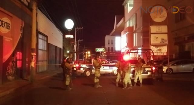 Acribillan a un motociclista la noche de este sábado