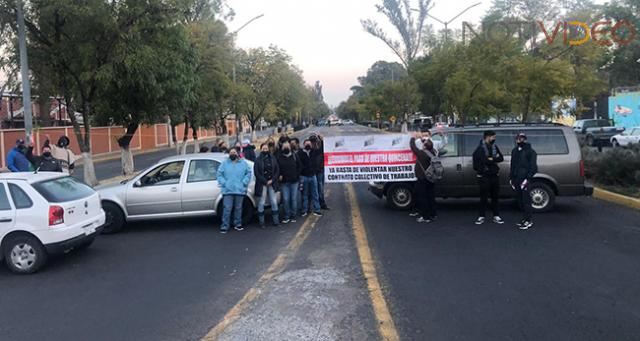Trabajadores del Gobierno del Estado se manifiestan por falta de pagos