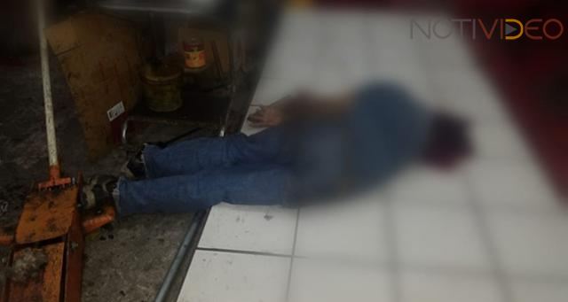 La FGE investiga el asesinato de un sujeto en un taller mecánico en la colonia Felicitas del Río 