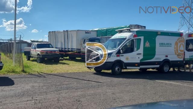 Mecánico muere aplastado por el camión torton que reparaba, en Peribán
