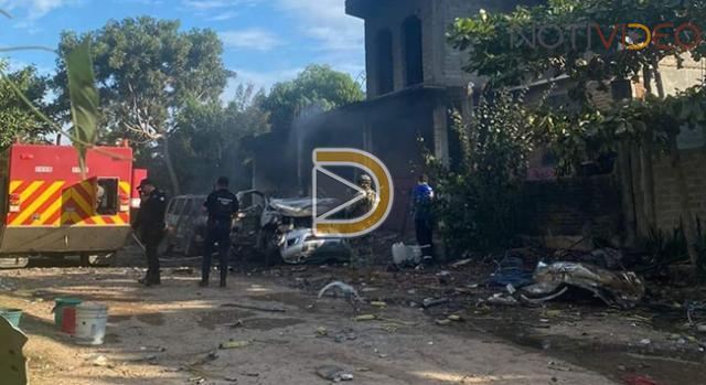 Explota Camioneta llena de  pirotecnia en la tenencia de Las Guacamayas de Lázaro Cárdenas 