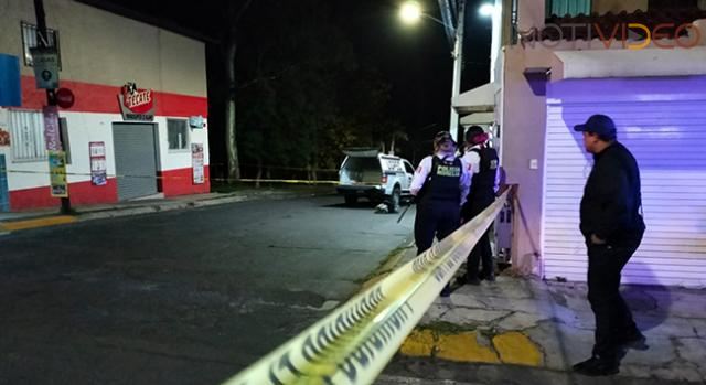 Balean a 3 jóvenes en barbería de la colonia Fuentes de Morelia