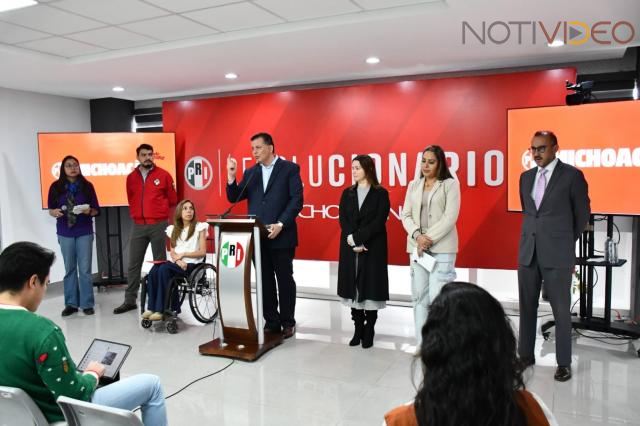 En gran rezago mantiene Morena a personas con discapacidad: Memo Valencia