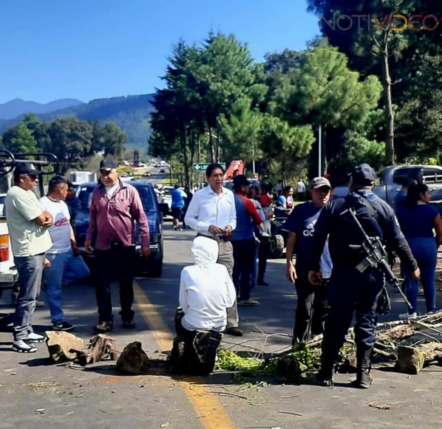 Las Gestiones de la Presidenta Pérez Mendoza Continúan para Resolver el Bloqueo 
