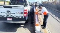 Protección en Vialidades Urbanas colocó señalética provisional en puente para prevenir accidentes